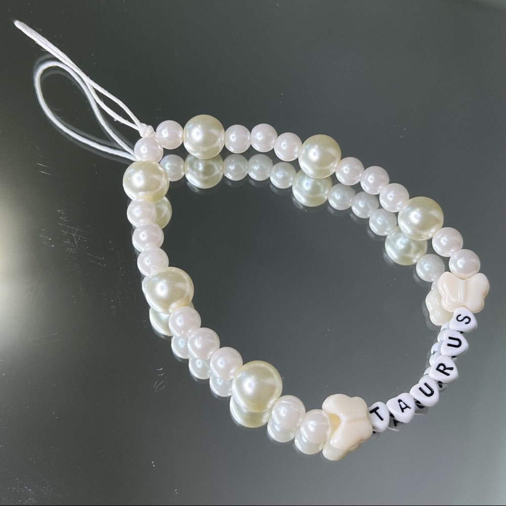 ✨Taurus Phone Charm✨